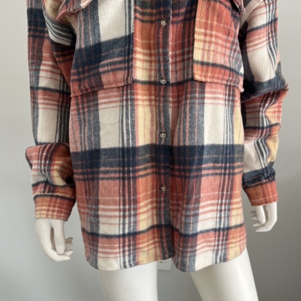Acoa oversized wool blend plaid shacket - Picture 3 of 7